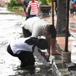 Mbak Wali Cek Langsung Kondisi Banjir, Angkat Kain yang Menutupi Saluran Air IMG-20250515-WA0058